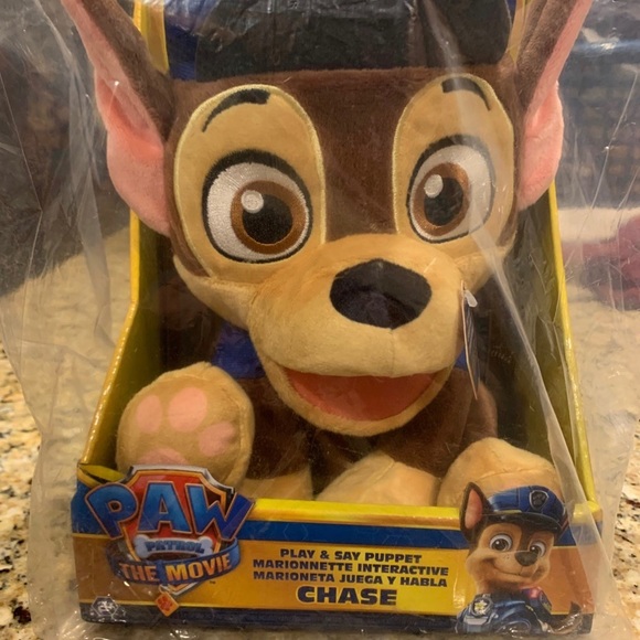 Paw Patrol The Movie NWT Play and Say Chase Puppet - Picture 3 of 4